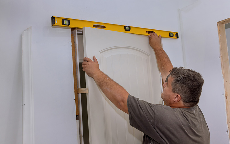 дверь в доме из газобетона дверь в доме из газобетона