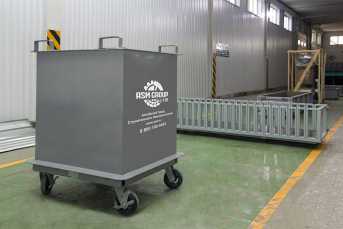 Trash busket for the fork lifter