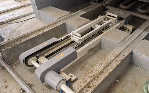 Electrical-mechanical pusher